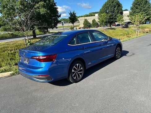 Used 2022 Volkswagen Jetta S FWD image 8