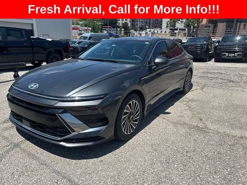 Used 2025 Hyundai Sonata SEL FWD image 3