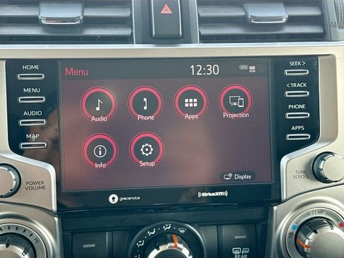 Used 2020 Toyota 4Runner SR5 image 17