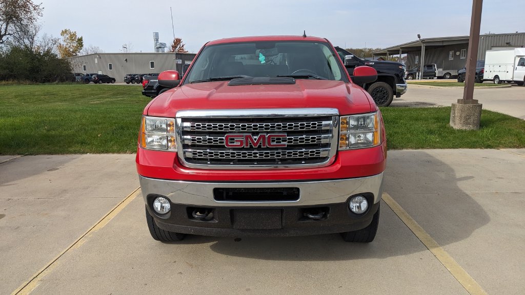 Used 2012 GMC Sierra 2500 SLT w/ SLT Convenience Package AWD/4WD image 8
