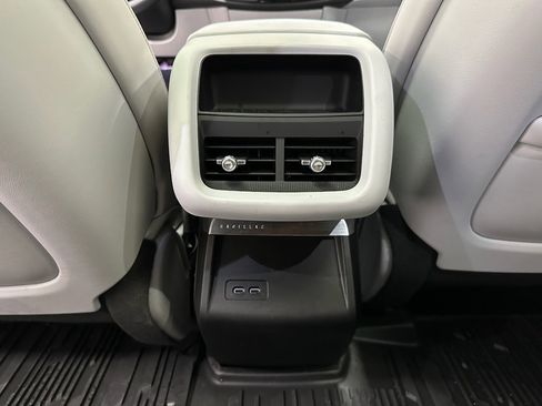 Used 2024 Cadillac Lyriq Luxury w/ LPO, Floor Liner Package image 33