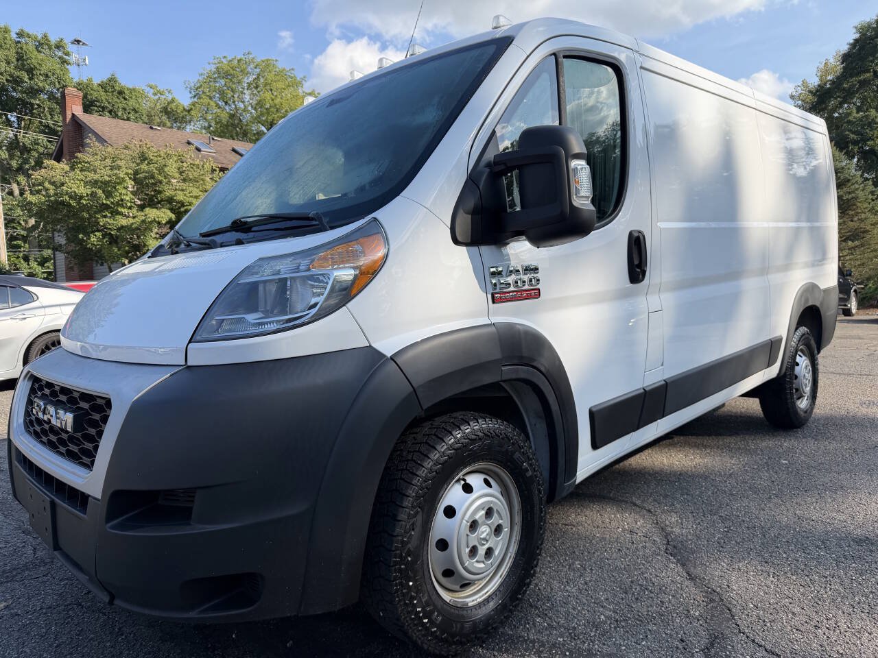 Used 2019 RAM ProMaster 1500 FWD image 1