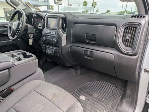 Used 2020 Chevrolet Silverado 1500 Custom w/ Custom Value Package image 26