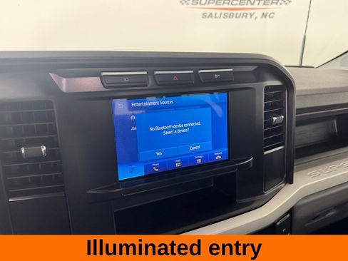 Used 2024 Ford F250 XL w/ 360-Degree Camera Package image 16
