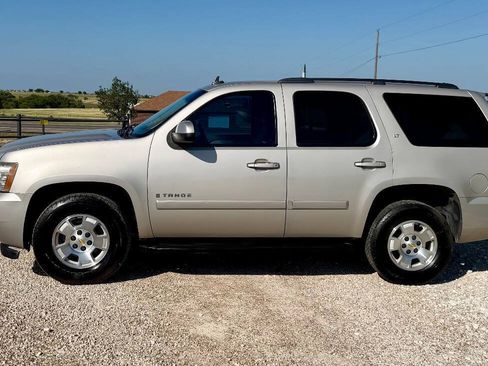 Used 2008 Chevrolet Tahoe LT w/ Convenience Package 1 RWD image 5
