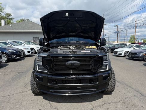 Used 2022 Ford F450 Platinum w/ FX4 Off-Road Package image 35