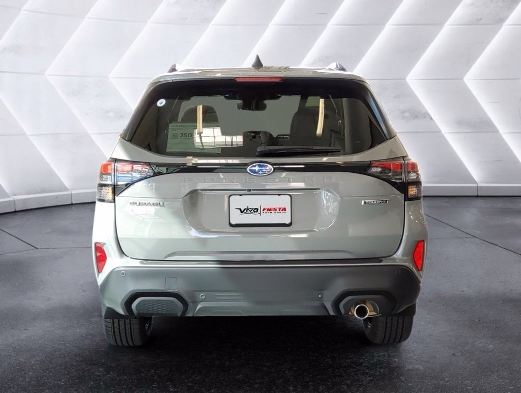 Used 2026 Subaru Forester Touring AWD/4WD image 5