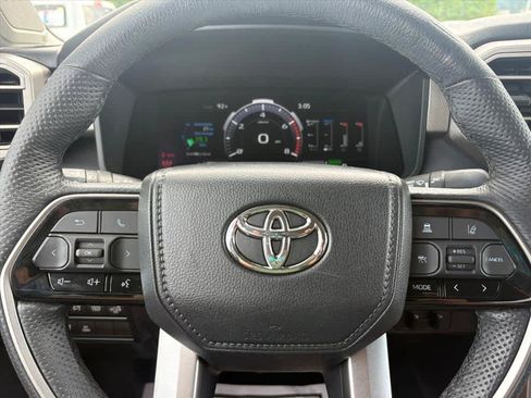 Used 2023 Toyota Tundra Limited AWD/4WD image 16