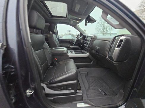 Used 2018 Chevrolet Silverado 1500 LTZ Z71 w/ Centennial Edition image 10