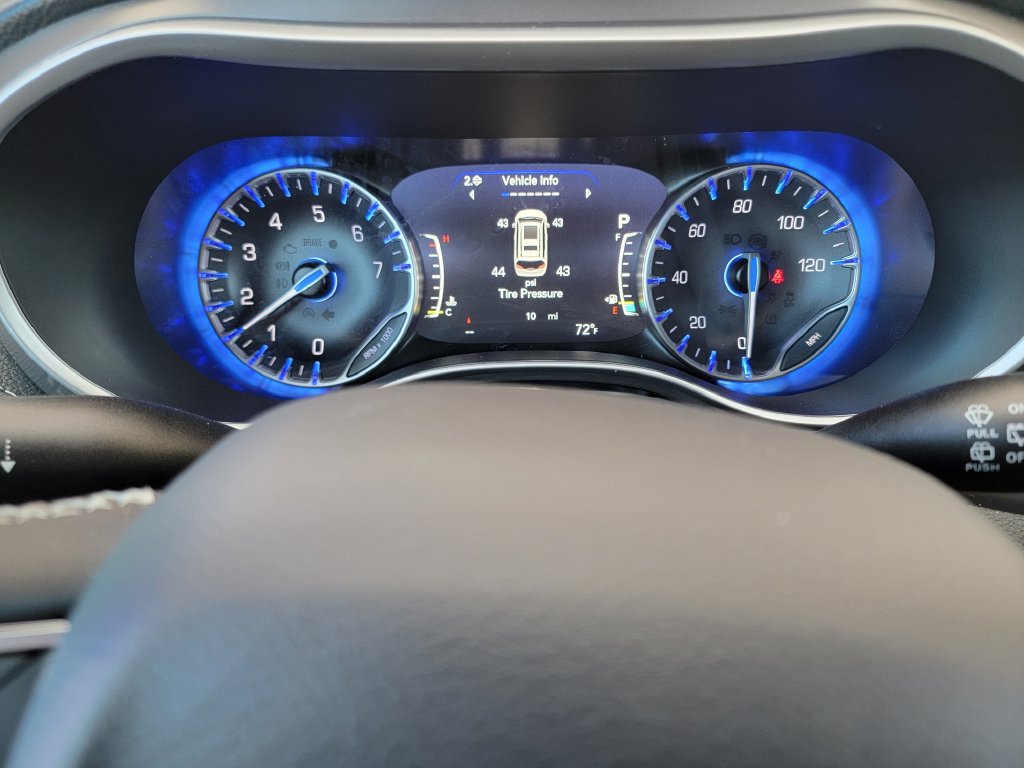 New 2026 Chrysler Pacifica Select FWD image 17