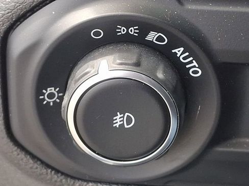 Used 2023 Jeep Wrangler Unlimited Rubicon AWD/4WD image 23