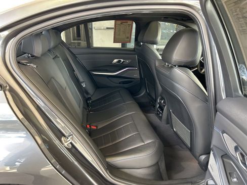 Used 2019 BMW 330i Sedan w/ M Sport Package image 24