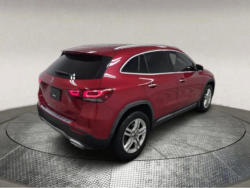 Used 2021 Mercedes-Benz GLA 250 w/ Premium Package image 2