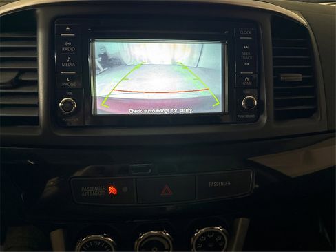 Used 2017 Mitsubishi Lancer ES image 31