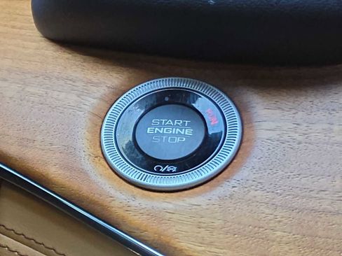 Used 2023 Jeep Grand Cherokee L Summit AWD/4WD image 24
