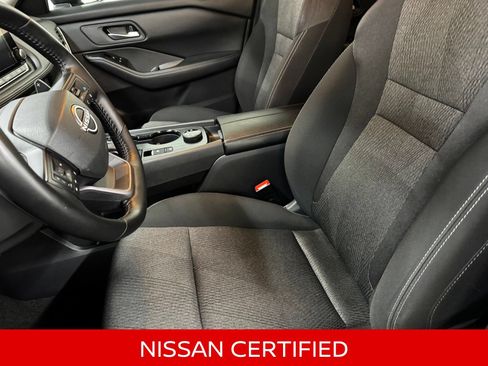 Certified 2025 Nissan Rogue SV AWD/4WD image 13