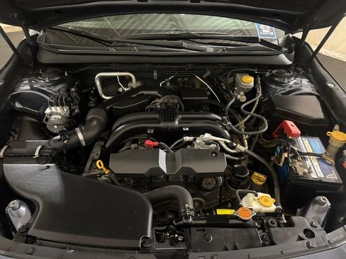 Used 2017 Subaru Outback 2.5i Limited image 17