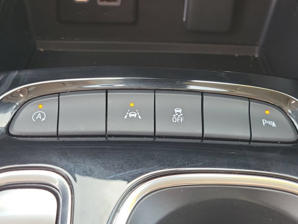Used 2023 Buick Envision Essence FWD image 29