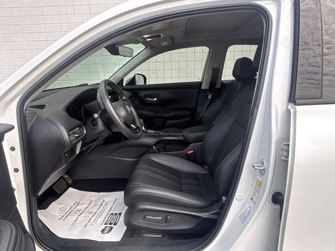 Used 2024 Honda HR-V EX-L image 4