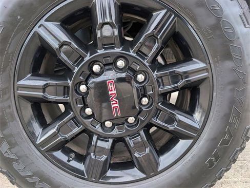 Certified 2024 GMC Sierra 2500 AT4 w/ AT4 Premium Plus Package image 7