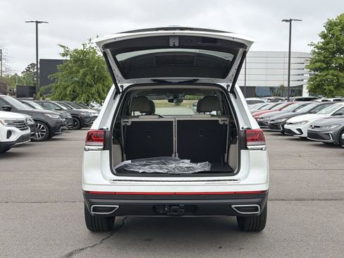 New 2026 Volkswagen Atlas SE FWD image 15