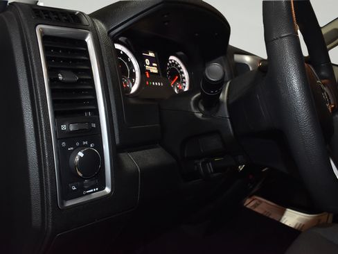 Certified 2024 RAM 1500 Classic SLT AWD/4WD image 28