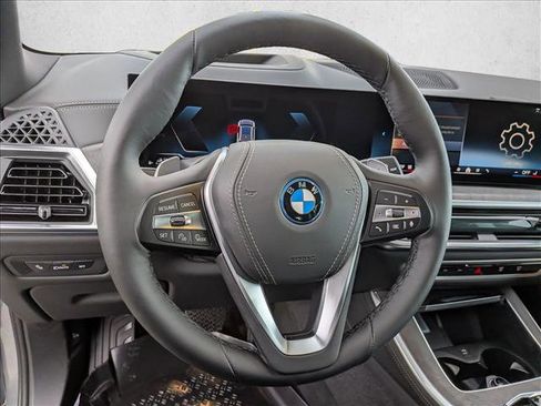 Used 2026 BMW X5 xDrive50e AWD/4WD image 11