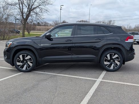 New 2026 Volkswagen Atlas Cross Sport SE AWD/4WD image 3