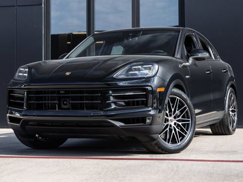 Certified 2026 Porsche Cayenne E-Hybrid Coupe AWD/4WD image 1