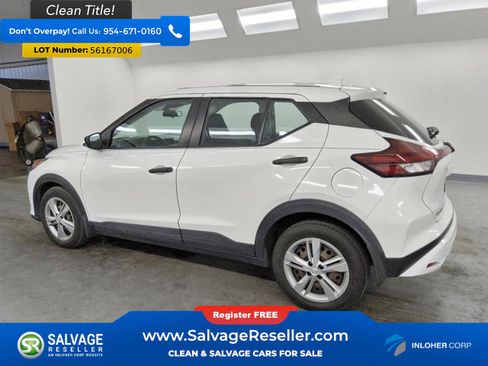 Used 2023 Nissan Kicks S FWD image 3