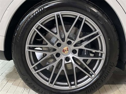 New 2026 Porsche Cayenne Coupe image 15