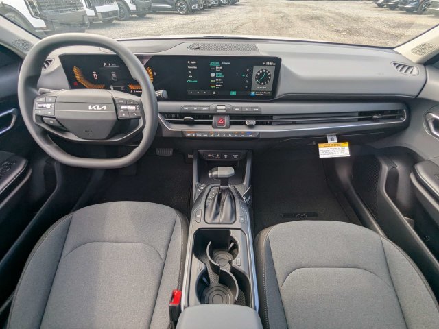 New 2026 Kia K4 FWD image 16