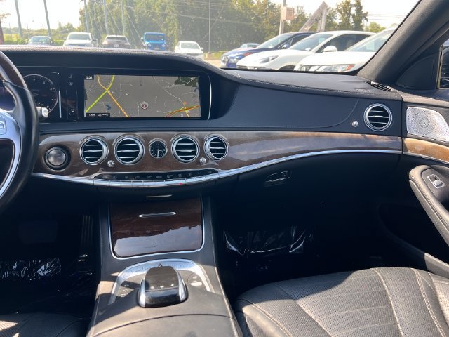 Used 2016 Mercedes-Benz S 550 4MATIC Sedan image 16