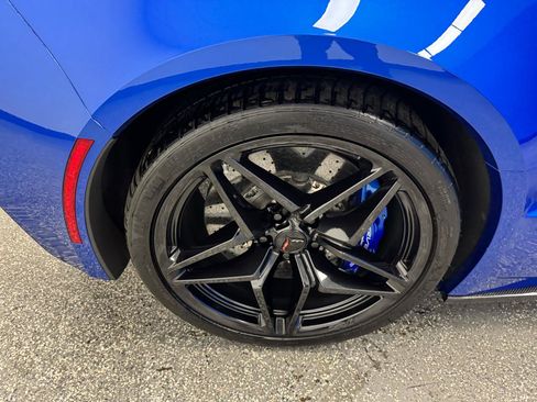Used 2019 Chevrolet Corvette ZR1 RWD image 33