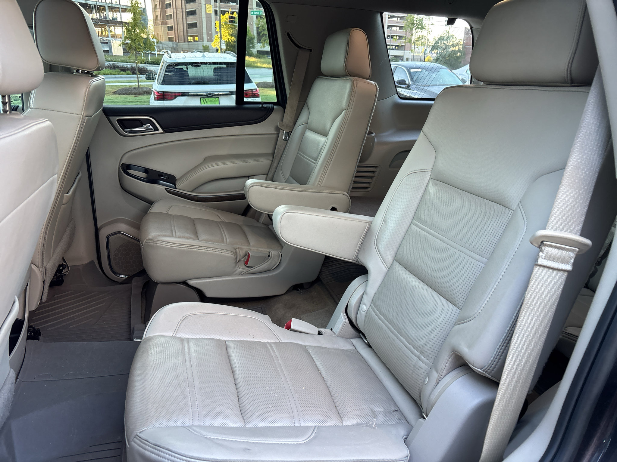 Used 2018 GMC Yukon Denali w/ Denali Ultimate Package RWD image 13