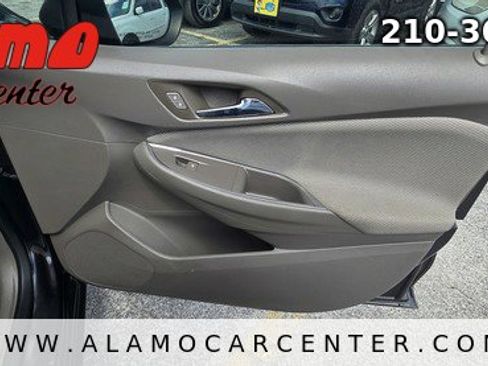 Used 2016 Chevrolet Cruze LT FWD image 18