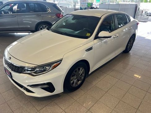 Used 2020 Kia Optima LX FWD image 16