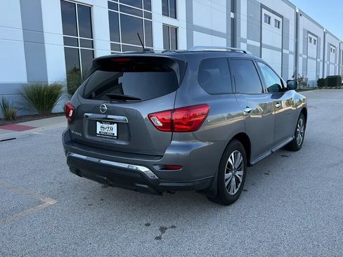 Used 2017 Nissan Pathfinder S FWD image 5