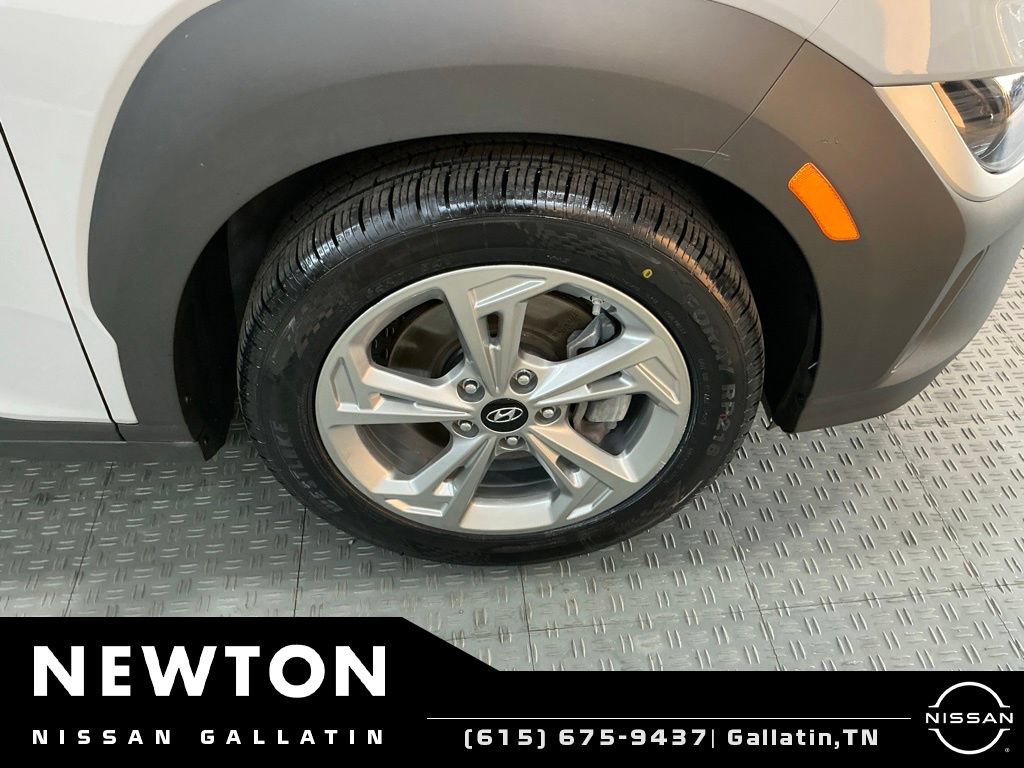 Used 2023 Hyundai Kona SEL AWD/4WD image 45