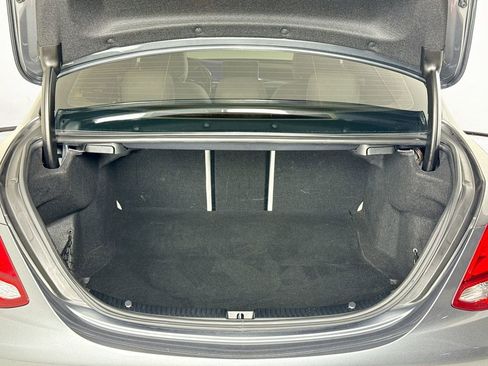 Used 2018 Mercedes-Benz C 300 Sedan image 27