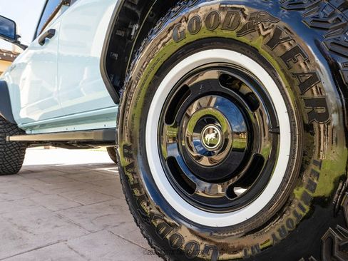Used 2023 Ford Bronco Heritage Edition AWD/4WD image 89