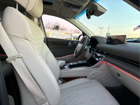 Used 2024 Genesis GV80 3.5T w/ Prestige Package image 26