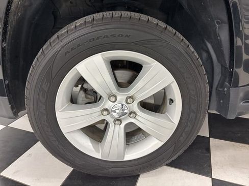 Used 2017 Jeep Compass Latitude AWD/4WD image 5