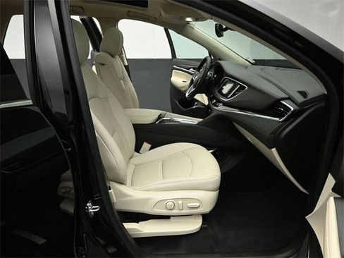 Used 2023 Buick Enclave Essence w/ Experience Buick Package image 31