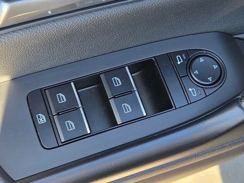 Used 2025 MAZDA CX-50 AWD 2.5 S w/ Weather Package image 16