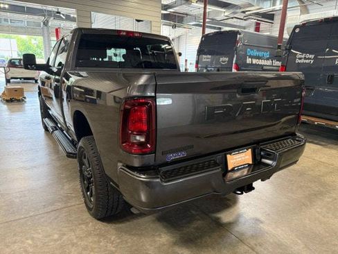 Certified 2026 RAM 2500 Big Horn AWD/4WD image 28