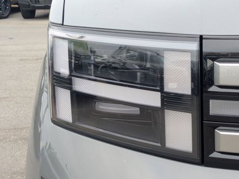 New 2026 Hyundai Santa Fe SE image 7