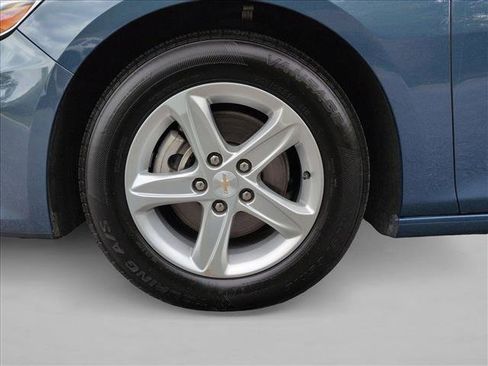 Used 2024 Chevrolet Malibu LT FWD image 23