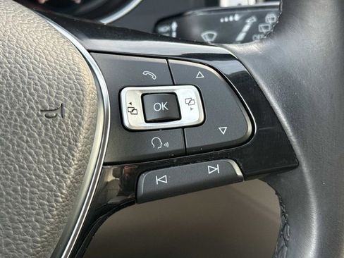 Used 2018 Volkswagen Atlas SE w/ R-Line Package AWD/4WD image 20