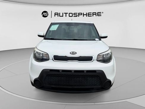 Used 2016 Kia Soul FWD image 2